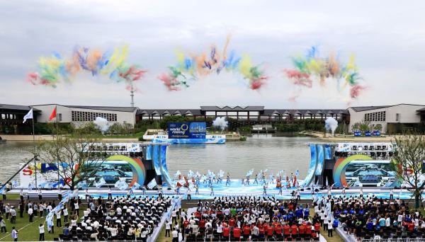 破浪成光，桨动水乡，2025世界赛艇锦标赛在上海开幕